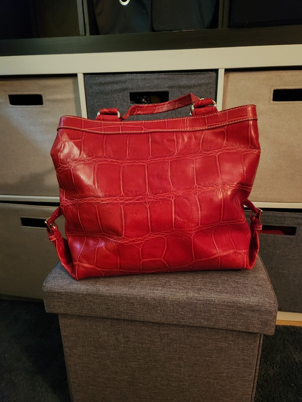 Dooney & Bourke Sara Satchel - Picture 3 of 10
